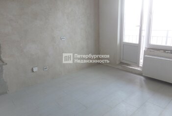  Студия 18.5 кв.м. у метро Московская