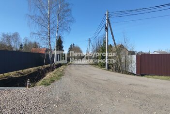 Земельный участок 10 сот. в тер. СНТ Пламя(Учхоз) 11-я лн