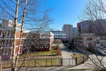  Квартира 47 кв.м. у метро Комендантский Проспект