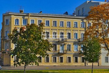 Комната 18.2 м² в 9-комн. кв. 1/4 этаж