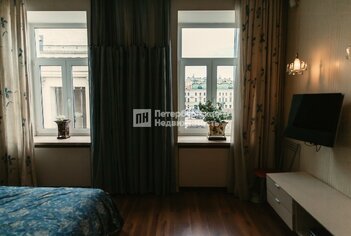  Квартира 78.5 кв.м. у метро Невский Проспект