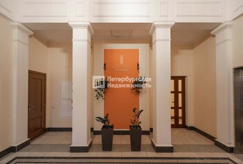 2-комн. кв. 69.1 м² 3/18 этаж