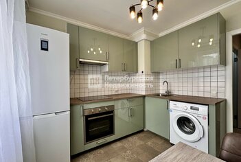  Квартира 33.3 кв.м. у метро Улица Дыбенко