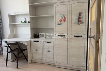  Квартира 67.3 кв.м. у метро Улица Дыбенко