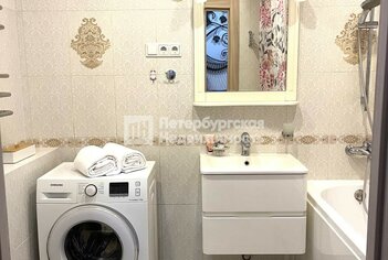  Квартира 43 кв.м. у метро Купчино