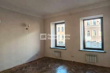 Комната 71.2 м² в 6-комн. кв. 4/5 этаж