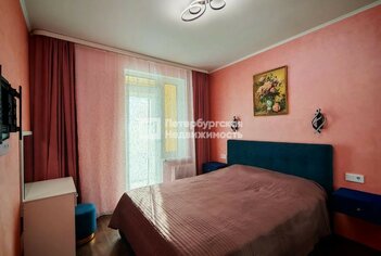  Квартира 55.5 кв.м. у метро Комендантский Проспект