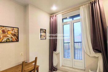  Квартира 32.8 кв.м. у метро Комендантский Проспект