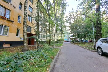 4-комн. кв. 49 м² 2/5 этаж