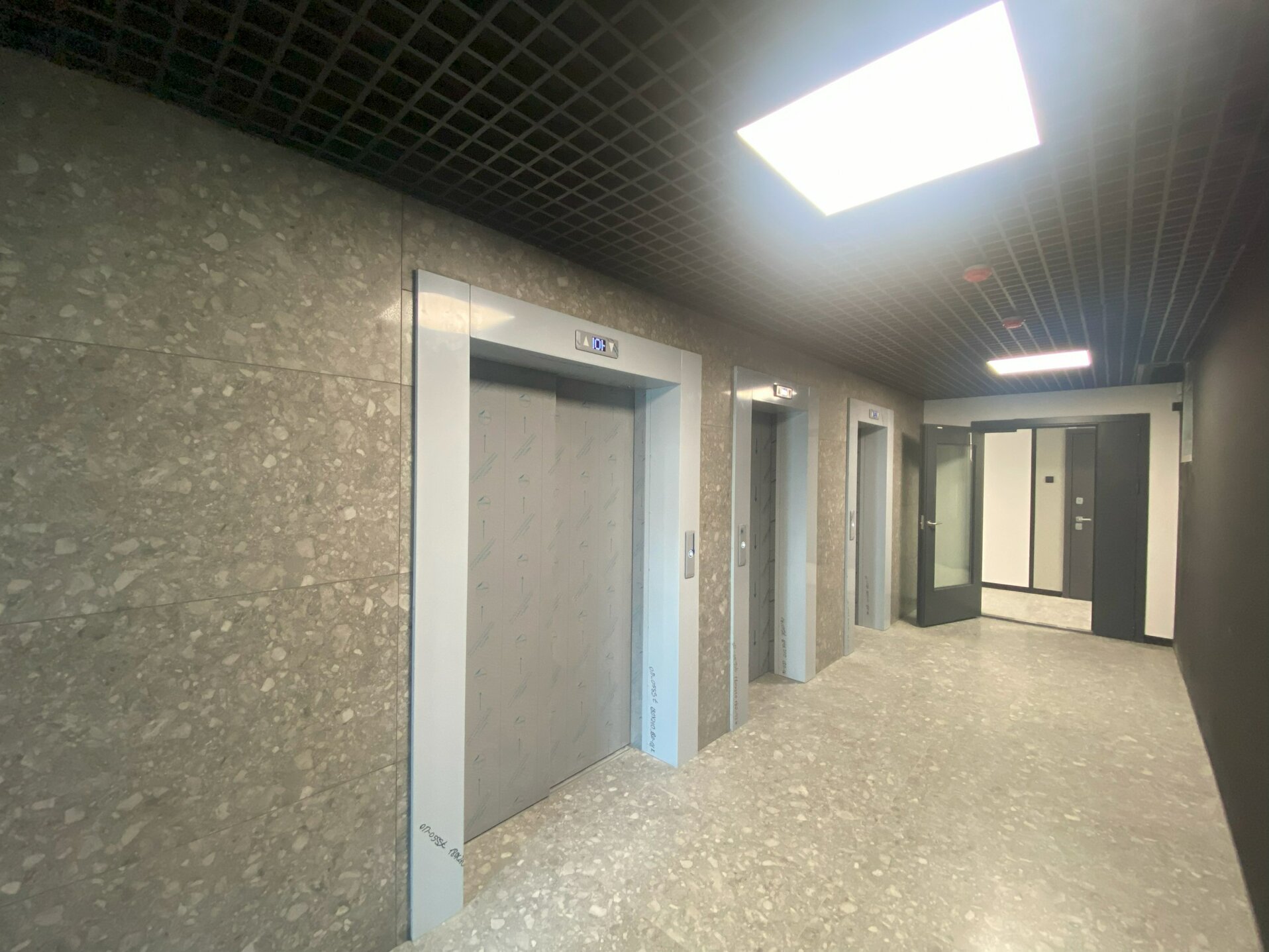 МОП лифты.jpg